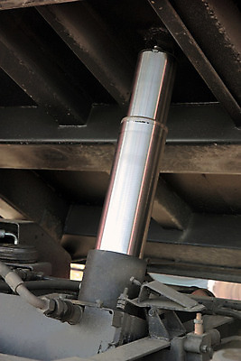 포토 JPG 해외이미지 산업 길 백그라운드 신체 비즈니스 교통시설 자동차 사람없음 야외 금속 기계 장비 운전 트럭 쓰레기 큼 자르기 버리기 발굴 오르기 먼지 짐차 무거움 해외202004 해외포토 육상교통 교통 모션 재질 무게 크기 시설 파일형식 이미지허브