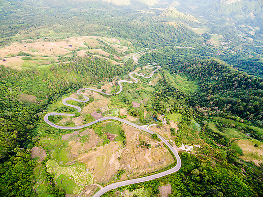 포토 JPG 해외이미지 나무 식물 계절 도로 길 여행 백그라운드 밭 태국 자연 산 안테나 풍경 사람없음 야외 초록색 여름 파란색 환경 봄 시골 정상 숲 땅 언덕 내추럴 드론 방법 조감도 해외202004 해외포토 아시아 컬러 농업 통신 교통시설 생태계 파일형식 이미지허브