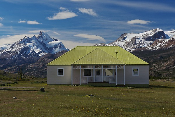 포토 JPG 해외이미지 호수 산 주택 파노라마 국립공원 사람없음 농장 세계문화유산 아르헨티나 해외202004 해외포토 공원 농업 촬영기법 건물 문화재 남아메리카 파일형식 이미지허브