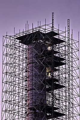 포토 JPG 해외이미지 산업 분홍색 아침 사람없음 탑 보라색 추위 수리 유지 해외202004 해외포토 주간 건축물 컬러 파일형식 이미지허브