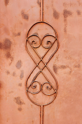 포토 JPG 해외이미지 디자인 패턴 곡선 오렌지 미술 사람없음 장식 빨간색 세로 울타리 햇빛 갈색 노란색 금속 고통 악단 그리기 파편 매끈함 그늘 철 묘사 부식 심플 시트 원시시대 대칭 엘리먼트 옛날 접기 철강 해외202004 해외포토 감정 선 음악 컬러 무늬 과일 모션 재질 문화예술 담장 태양 감각 역사 파일형식 이미지허브