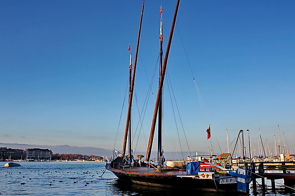 포토 JPG 해외이미지 유럽 호수 여행 요트 휴가 독일 사람없음 물 강 항구 프랑스 보트 역사 스위스 분수 박물관 타운 고딕 바실리카 옛날 해외202004 해외포토 자연요소 나라 배_교통 교통시설 도시 파일형식 이미지허브