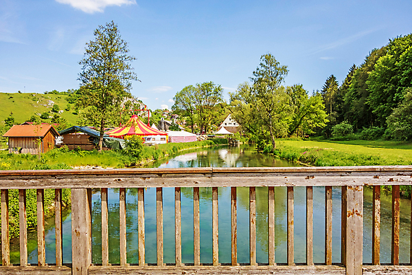 포토 JPG 해외이미지 구름 자연 하늘 독일 사람없음 초록색 파란색 강 절벽 암석 언덕 알프스 지역 암초 내추럴 해외202004 해외포토 자연요소 유럽 컬러 돌_바위 생태계 파일형식 이미지허브