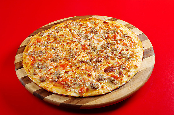 포토 JPG 해외이미지 음식 조각 토마토 치즈 피자 요리 사람없음 식당 이탈리아 껍질 뜨거움 원형 맛 먹기 속도 바질 점심식사 모짜렐라치즈 핸드메이드 해외202004 해외포토 도형 유럽 컨셉 채소 모션 유제품 패스트푸드 서양음식 상점 식사 파일형식 이미지허브