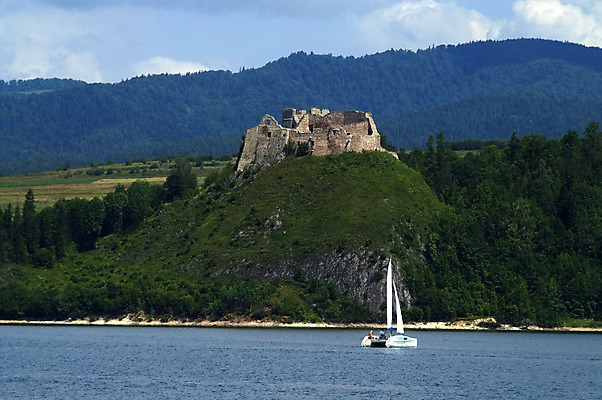 포토 JPG 해외이미지 호수 사람없음 건물 물 궁전 박물관 지역 광택 폴란드 파멸 해외202004 해외포토 자연요소 건축물 유럽 컨셉 고건축 파일형식 소멸 이미지허브