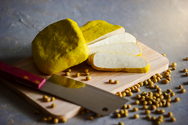 포토 JPG 해외이미지 식물 전통 접시 아시아 음식 조각 백그라운드 다이어트 재료 탁자 건강 요리 동양인 사람없음 목재 노란색 쌓기 식사 중국 어둠 블록 흰색 시골 신선 맛 자르기 유기농 날것 두부 부드러움 성분 내추럴 단백질 대두 채식주의자 핸드메이드 비건 해외202004 해외포토 나무 식기 웰빙 나라 컬러 가구 컨셉 모션 인종 감각 채식 영양소 파일형식 이미지허브