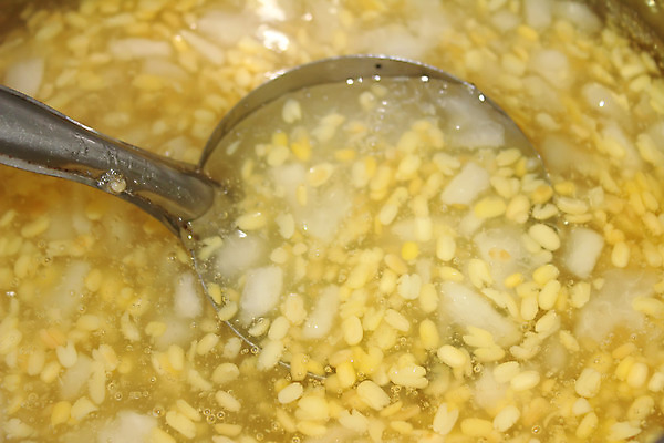 포토 JPG 해외이미지 꽃 음료 음식 백그라운드 채소 밥 휴식 실내 육류 돼지고기 옥수수 요리 동양인 사람없음 우주 검은색 중국 침묵 흰색 차 낟알 각도 점심식사 해외202004 해외포토 식물 아시아 컬러 컨셉 식재료 곡류 인종 내부 식사 소리 파일형식 이미지허브