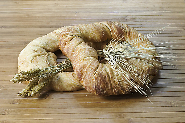 포토 JPG 해외이미지 전통 음식 빵 백그라운드 다이어트 따뜻함 건강 식이요법 종류 옥수수 요리 사람없음 목재 케이크 상점 빵집 신선 못 오븐 맛 아침식사 바게트 시리얼 밀 굽기 대나무 유기농 질감 보리 밀가루 베이글 섬유 성분 덩어리 곰팡이 기본 정물화 탄수화물 호밀 귀리 해외202004 해외포토 나무 웰빙 컨셉 재료 디저트 곡류 식사 가전제품 공구 직물 가루 구이 그림 파일형식 이미지허브