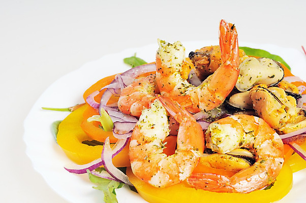 포토 JPG 해외이미지 접시 음식 바다 채소 양파 조개 피망 새우 연체동물 건강 요리 사람없음 초록색 식당 샐러드 종 상추 해산물 홍합 후추 해외202004 해외포토 식기 컬러 어패류 무척추동물 갑각류 상점 향신료 파일형식 이미지허브