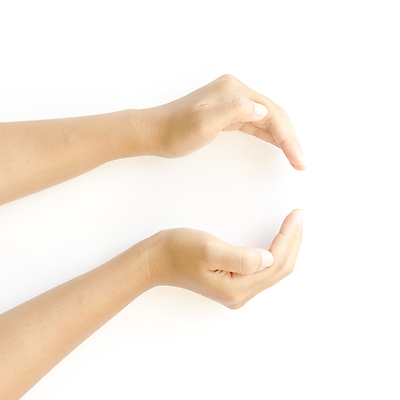 포토 JPG 해외이미지 손 실내 손짓 신체부위 원형 해외202004 해외포토 도형 모션 사람 내부 파일형식 이미지허브