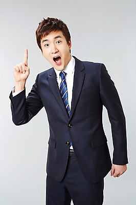 포토 JPG 스튜디오촬영 1 남자 비즈니스 모션 실내 한명 서기 사람 동양인 정장 손짓 상반신 20대 성인 앞모습 놀람 한국인 가리킴 직장인 비즈니스맨 남자만 남자한명만 성인남자만 청년만 청년남자만 청년남자한명만 성인한명만 성인남자한명만 성인만 국내포토 직업 옷 감정 뷰포인트 표정 인종 청년 내부 파일형식