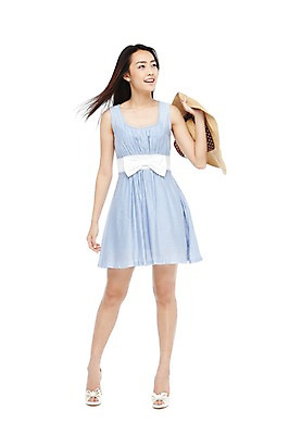 포토 JPG 스튜디오촬영 전신 외국인 해외기획촬영 모자 우먼라이프 라이프스타일 응시 2012년태국 잡화 드레스 계절 원피스 여자 패션 포즈 실내 한명 서기 미소 웃음 들기 누끼 사람 동양인 20대 성인 앞모습 여름 하이힐 여자만 여자한명만 성인여자만 청년만 청년여자만 성인한명만 청년여자한명만 성인여자한명만 성인만 국내포토 1 시선 옷 구두 뷰포인트 모션 표정 인종 청년 내부 생활 여성화 파일형식