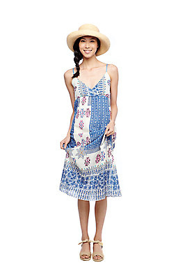 포토 JPG 스튜디오촬영 전신 외국인 해외기획촬영 모자 라이프스타일 2012년태국 계절 원피스 여자 여행 휴가 실내 한명 서기 미소 웃음 누끼 사람 동양인 20대 성인 앞모습 여름 여름휴가 바캉스 웨지힐 여자만 여자한명만 성인여자만 청년만 청년여자만 성인한명만 청년여자한명만 성인여자한명만 성인만 국내포토 1 잡화 옷 구두 뷰포인트 모션 표정 인종 청년 내부 생활 파일형식 여름_계절