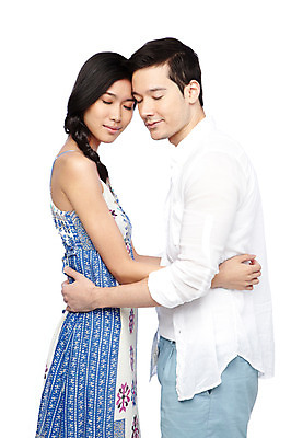 포토 JPG 스튜디오촬영 서양인 외국인 해외기획촬영 라이프스타일 커플 2012년태국 계절 원피스 여자 남자 커플라이프 여행 안기 포옹 휴가 실내 서기 누끼 사람 동양인 20대 성인 두명 옆모습 캐주얼 여름 여름휴가 바캉스 눈감음 청년만 성인만 국내포토 옷 뷰포인트 관계 모션 인종 청년 내부 생활 파일형식 여름_계절