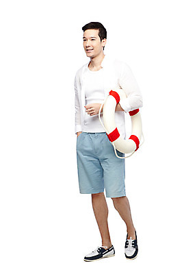 포토 JPG 스튜디오촬영 전신 서양인 외국인 해외기획촬영 라이프스타일 응시 2012년태국 계절 남자 여행 물놀이 휴가 실내 한명 서기 미소 웃음 들기 누끼 사람 20대 성인 앞모습 캐주얼 여름 여름휴가 바캉스 놀이용품 튜브 남자만 남자한명만 성인남자만 청년만 청년남자만 청년남자한명만 성인한명만 성인남자한명만 성인만 국내포토 1 시선 옷 뷰포인트 모션 놀이 표정 인종 청년 내부 생활 오브젝트 파일형식 여름_계절