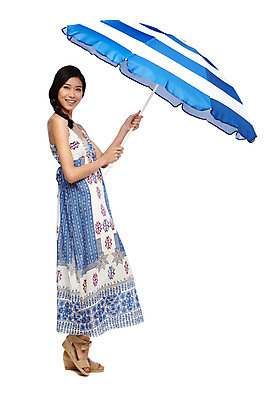 포토 JPG 스튜디오촬영 전신 외국인 해외기획촬영 라이프스타일 2012년태국 계절 원피스 여자 여행 휴가 실내 한명 서기 미소 웃음 들기 누끼 사람 동양인 20대 성인 옆모습 여름 여름휴가 바캉스 파라솔 웨지힐 여자만 여자한명만 성인여자만 청년만 청년여자만 성인한명만 청년여자한명만 성인여자한명만 성인만 국내포토 1 옷 구두 뷰포인트 모션 표정 인종 청년 내부 생활 파일형식 여름_계절