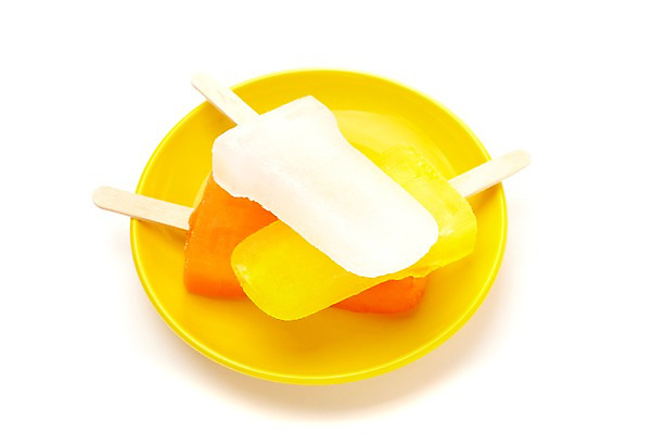 포토 JPG 스튜디오촬영 그릇 접시 백그라운드 아이스크림 디저트 실내 종류 누끼 풍경 근접촬영 사람없음 여름 쌓기 오브젝트 막대아이스크림 아이스바 국내포토 식기 계절 음식 뷰포인트 모션 내부 파일형식