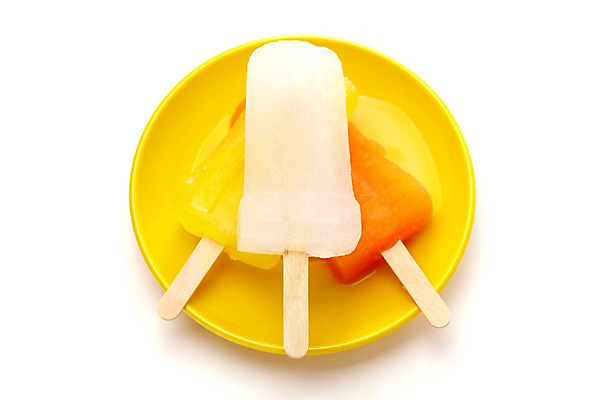 포토 JPG 스튜디오촬영 그릇 접시 백그라운드 아이스크림 디저트 실내 종류 누끼 풍경 근접촬영 사람없음 여름 쌓기 오브젝트 막대아이스크림 아이스바 국내포토 식기 계절 음식 뷰포인트 모션 내부 파일형식