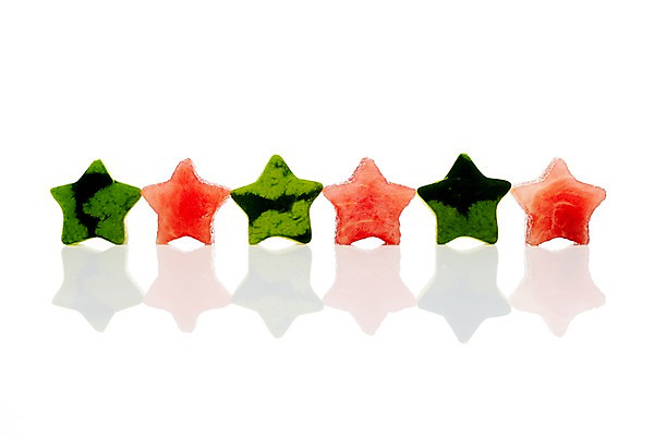 포토 JPG 스튜디오촬영 모양 열매 별 컬러 과일 식재료 여름음식 수박 실내 누끼 사람없음 빨간색 초록색 농작물 반사 껍질 달콤 시원함 슬라이스 제철음식 제철과일 과채 국내포토 자연요소 식물 음식 농업 채소 내부 맛 제철 파일형식 여름_계절