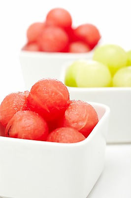 포토 JPG 스튜디오촬영 모양 그릇 열매 컬러 과일 식재료 여름음식 수박 실내 근접촬영 사람없음 아웃포커스 빨간색 농작물 노란색 달콤 시원함 멜론 담기 제철음식 제철과일 과채 국내포토 식물 식기 음식 뷰포인트 농업 채소 모션 촬영기법 내부 맛 제철 파일형식 여름_계절