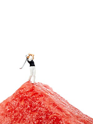 포토 JPG 스튜디오촬영 열매 인형 컬러 골프 과일 식재료 수박 실내 들기 누끼 근접촬영 사람없음 빨간색 농작물 장난감 미니어처 피규어 골프채 달콤 시원함 과채 국내포토 식물 뷰포인트 농업 채소 모션 골프용품 내부 구기 모형 맛 파일형식