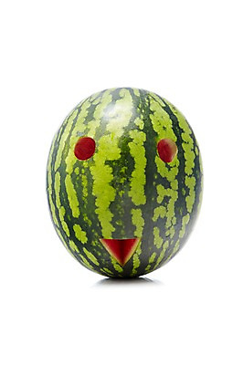 포토 JPG 스튜디오촬영 모양 열매 얼굴 컬러 과일 식재료 여름음식 수박 실내 누끼 사람없음 빨간색 초록색 농작물 껍질 입 달콤 시원함 슬라이스 한통 안구 제철음식 제철과일 과채 국내포토 식물 1 음식 농업 채소 내부 신체부위 맛 제철 파일형식 여름_계절