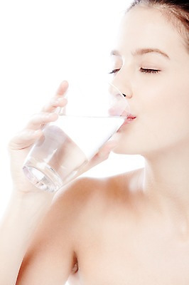 포토 JPG 스튜디오촬영 서양인 외국인 백인 해외기획촬영 우먼라이프 라이프스타일 2012년태국 여자 잔 실내 한명 들기 누끼 사람 상반신 20대 성인 옆모습 컵 물 뷰티 눈감음 마시기 매끈함 먹기 물컵 순수 청순 여자만 여자한명만 성인여자만 청년만 청년여자만 성인한명만 청년여자한명만 성인여자한명만 성인만 국내포토 자연요소 1 식기 뷰포인트 컨셉 모션 인종 청년 내부 생활 감각 파일형식