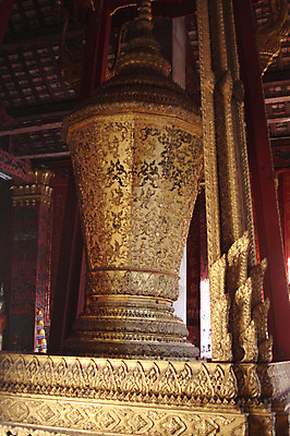 포토 JPG 해외풍경 해외 건축물 아시아 종교 컬러 불교 사람없음 조형물 금색 사찰 사원 황금 라오스 청동 국내포토 건축 나라 비즈니스 종교건축 미술 풍경 파일형식