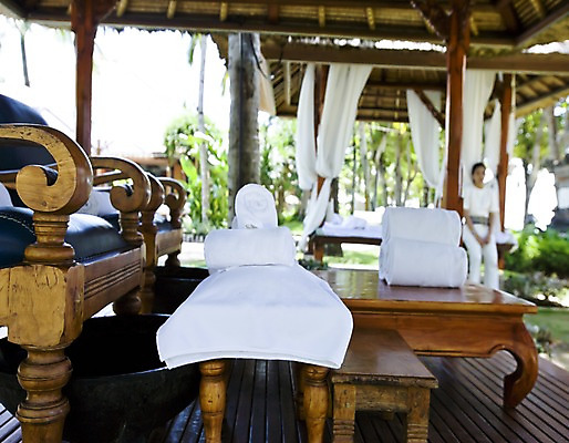 포토 JPG 주간 해외풍경 해외 여자 아시아 의자 리조트 한명 사람 동양인 풍경 성인 야외 소파 수건 뷰티 스파 침대 마사지 마사지사 휴양지 발리 인도네시아 휴식처 여자만 여자한명만 성인여자만 성인만 국내포토 자연요소 직업 1 나라 섬 가구 휴식 인종 위생용품 장소 파일형식