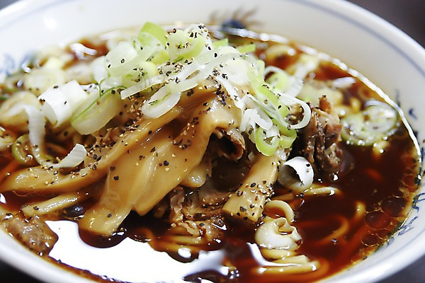 포토 JPG 그릇 아시아 음식 사람없음 면류 면 고명 국수 담기 깨 국물 파 도야마 육수 한그릇 일본음식 국내포토 1 식기 나라 채소 식재료 모션 일본 조미료 파일형식