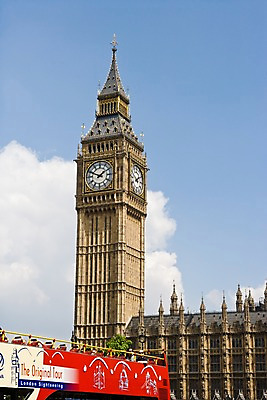 포토 JPG 주간 구름 해외풍경 해외 시설물 건축물 유럽 교통수단 시계 하늘 영국 버스 풍경 사람없음 야외 건물 시계탑 런던 빅벤 이층버스 관광버스 국내포토 자연요소 건축 나라 육상교통 교통 대중교통 탑 파일형식