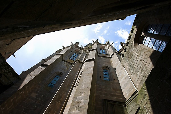 포토 JPG 주간 구름 해외풍경 해외 건축물 외관 건축 유럽 종교 로우앵글 창문 종교시설 하늘 외벽 풍경 사람없음 야외 건물 관광지 인테리어 맑음 천주교 세계문화유산 프랑스 중세 파리_프랑스 수도원 몽생미셀 국내포토 자연요소 디자인 나라 벽 뷰포인트 여행 날씨 문화재 역사 시설 파일형식