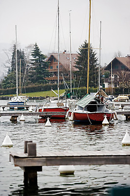 포토 JPG 주간 나무 식물 해외풍경 해외 건축물 유럽 호수 자연 풍경 사람없음 야외 아웃포커스 프랑스 앙시 선박 국내포토 자연요소 건축 나라 수상교통 촬영기법 생태계 파일형식