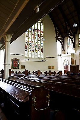 포토 JPG 종교 의자 창문 실내 풍경 사람없음 건물 성당 교회 기둥 오세아니아 뉴질랜드 국내포토 건축물 건축 나라 가구 종교건축 내부 파일형식