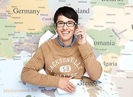 포토 JPG 스튜디오촬영 서양인 외국인 백인 해외기획촬영 라이프스타일 2012년태국 남자 종이 안경 해외여행 여행 세계지도 지도 실내 한명 미소 웃음 들기 사람 상반신 20대 성인 앞모습 캐주얼 스마트폰 여행지도 통화 성인남자한명만 국내포토 1 해외 잡화 옷 뷰포인트 모션 표정 인종 청년 내부 생활 핸드폰 스마트기기 세계 남자한명만 성인남자만 파일형식