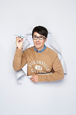 포토 JPG 스튜디오촬영 서양인 외국인 백인 해외기획촬영 라이프스타일 2012년태국 남자 종이 안경 해외여행 여행 비행기 실내 한명 미소 웃음 들기 사람 상반신 20대 성인 앞모습 캐주얼 모형 성인남자한명만 국내포토 1 해외 잡화 옷 뷰포인트 항공교통 모션 대중교통 표정 인종 청년 내부 생활 남자한명만 성인남자만 파일형식