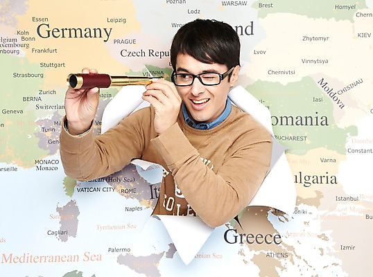 포토 JPG 스튜디오촬영 서양인 외국인 백인 해외기획촬영 라이프스타일 응시 2012년태국 남자 종이 안경 해외여행 여행 세계지도 지도 실내 한명 미소 웃음 들기 사람 상반신 20대 성인 앞모습 캐주얼 망원경 일안경 관찰 여행지도 성인남자한명만 국내포토 1 해외 시선 잡화 옷 뷰포인트 모션 표정 인종 청년 내부 생활 세계 남자한명만 성인남자만 파일형식