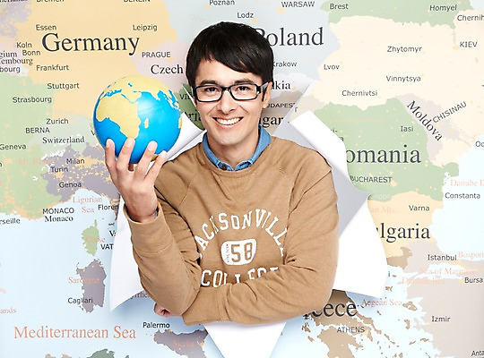 포토 JPG 스튜디오촬영 서양인 외국인 백인 해외기획촬영 라이프스타일 2012년태국 남자 종이 안경 해외여행 여행 세계지도 지도 실내 한명 미소 웃음 들기 사람 상반신 20대 성인 앞모습 캐주얼 글로벌 지구본 여행지도 성인남자한명만 국내포토 1 해외 잡화 옷 뷰포인트 모션 표정 인종 청년 내부 생활 세계 남자한명만 성인남자만 파일형식