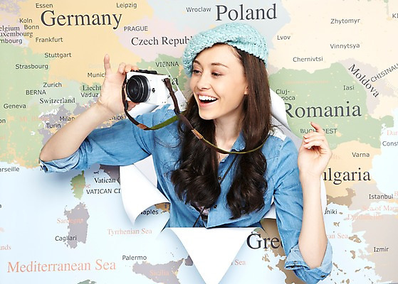 포토 JPG 스튜디오촬영 서양인 외국인 백인 해외기획촬영 모자 라이프스타일 긴머리 2012년태국 여자 종이 해외여행 여행 세계지도 지도 실내 한명 미소 웃음 들기 사람 상반신 20대 성인 캐주얼 카메라 사진촬영 여행지도 여자만 여자한명만 성인여자만 청년만 청년여자만 성인한명만 청년여자한명만 성인여자한명만 성인만 국내포토 1 해외 헤어스타일 잡화 옷 모션 표정 인종 청년 내부 생활 전자제품 세계 촬영 파일형식