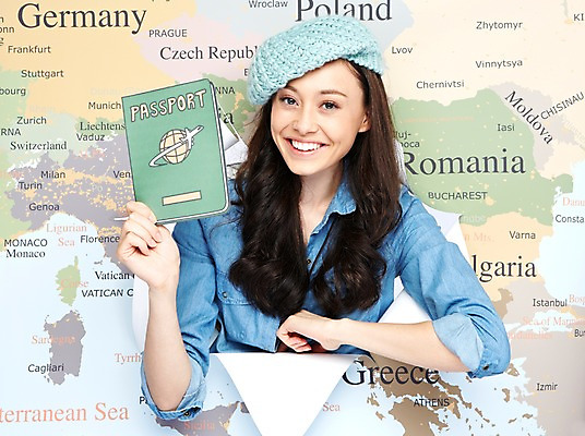 포토 JPG 스튜디오촬영 서양인 외국인 백인 해외기획촬영 모자 라이프스타일 긴머리 2012년태국 여자 종이 해외여행 여행 세계지도 지도 실내 한명 미소 웃음 들기 사람 상반신 20대 성인 앞모습 캐주얼 여권 여행지도 여자만 여자한명만 성인여자만 청년만 청년여자만 성인한명만 청년여자한명만 성인여자한명만 성인만 국내포토 1 해외 헤어스타일 잡화 옷 뷰포인트 모션 표정 인종 청년 내부 생활 세계 파일형식