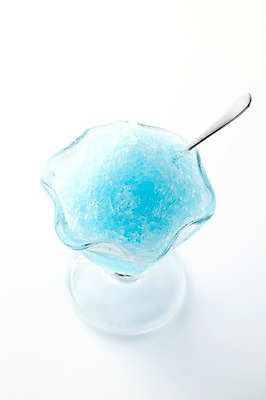 포토 JPG 스튜디오촬영 그릇 식기 백그라운드 아이스크림 디저트 여름음식 실내 누끼 근접촬영 사람없음 아웃포커스 쌓기 숟가락 얼음 시원함 빙수 제철음식 국내포토 자연요소 음식 뷰포인트 모션 촬영기법 수저 내부 제철 파일형식 여름_계절