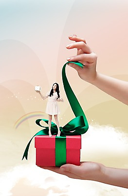 PSD 외국인 구름 편집 편집이미지 손 드레스 원피스 여자 리본 구두 포즈 컨셉 무지개 포장 선물포장 선물 들기 사람 이벤트 20대 성인 두명 신체부위 장식 선물상자 상자 양손 잡기 끈 하이힐 마리오네트 마리오네트인형 청년만 성인만 이미지편집 자연요소 옷 인형 신발 모션 인종 청년 여성화 파일형식