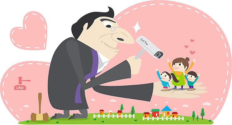 전신 나무 식물 구름 건축물 여자 남자 어린이 일러스트 하늘 주택 서기 사람 앉기 소녀 소년 여러명 성인 건물 카메라 유치원 가운 판사복 법률가 판사 법 의사봉 공정 법의 감시카메라 정의 방범카메라 국내일러스트 AI파일 자연요소 직업 옷 교육 건축 다수 모션 전자제품 파일형식 벡터