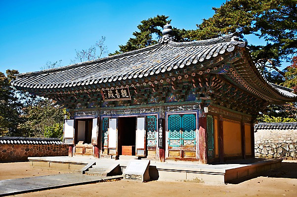포토 JPG 주간 나무 식물 한국문화 한국전통 전통 건축물 계절 아시아 전통문화 문화 단풍 고건축 유적 한국건축 유적지 자연 단풍나무 한국 풍경 사람없음 야외 관광지 가을풍경 동양건축 문화재 가을 경주 사찰 경상북도 경상도 불국사 국내포토 자연요소 동양문화 건축 나라 여행 잎 종교건축 생태계 랜드마크 파일형식 동양 가을_계절