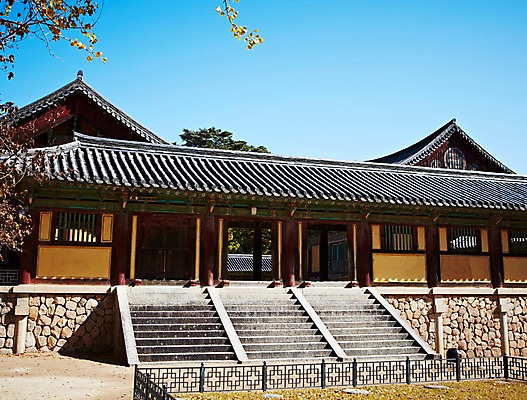 포토 JPG 주간 나무 식물 한국문화 한국전통 전통 건축물 계절 아시아 전통문화 문화 단풍 고건축 유적 한국건축 유적지 자연 단풍나무 한국 풍경 사람없음 야외 관광지 가을풍경 동양건축 문화재 가을 경주 사찰 경상북도 경상도 불국사 국내포토 자연요소 동양문화 건축 나라 여행 잎 종교건축 생태계 랜드마크 파일형식 동양 가을_계절