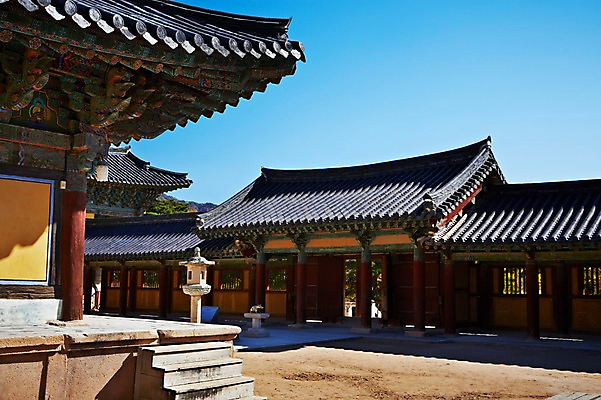 포토 JPG 주간 나무 식물 한국문화 한국전통 전통 건축물 계절 아시아 전통문화 문화 고건축 유적 한국건축 유적지 자연 한국 풍경 사람없음 야외 관광지 가을풍경 동양건축 문화재 가을 경주 사찰 경상북도 경상도 불국사 국내포토 자연요소 동양문화 건축 나라 여행 종교건축 생태계 랜드마크 파일형식 동양 가을_계절