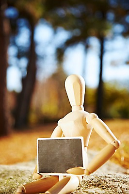 포토 JPG 주간 식물 계절 아시아 인형 단풍 낙엽 잎 자연 나뭇잎 프레임 한국 풍경 근접촬영 사람없음 야외 아웃포커스 장난감 가을풍경 칠판 가을 돌_바위 바위 경주 경상북도 경상도 알림 오브젝트 나무인형 국내포토 자연요소 나라 뷰포인트 촬영기법 생태계 파일형식 가을_계절