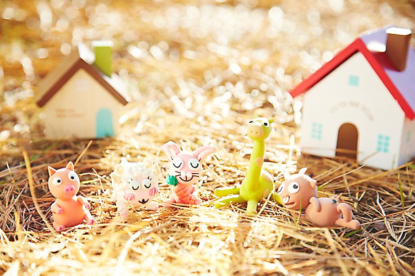 포토 JPG 주간 식물 건축물 계절 아시아 인형 단풍 낙엽 잎 자연 나뭇잎 주택 한국 풍경 근접촬영 사람없음 야외 아웃포커스 가을풍경 가을 토끼 양 돼지 소 경상북도 경상도 기린 오브젝트 동물인형 반려 국내포토 자연요소 건축 나라 뷰포인트 포유류 촬영기법 건물 반려동물 생태계 파일형식 가을_계절