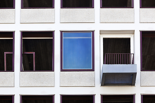 포토 JPG 해외이미지 외관 산업 벽 백그라운드 비즈니스 건축양식 창문 유리 프레임 사람없음 야외 건물 사무실 발코니 흰색 도시 수리 네덜란드 복원 해외202004 해외포토 건축물 건축 유럽 컬러 재질 파일형식 이미지허브