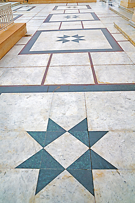 포토 JPG 해외이미지 전통 디자인 종교 문화 여행 백그라운드 패턴 건축양식 아프리카 추상 미술 동양인 사람없음 내부 건물 장식 교회 검은색 흰색 사찰 도자기 역사 보행로 재산 심볼 타일 묘사 질감 모스크 정사각형 대리석 모자이크 모로코 수공예 천연기념물 신앙심 옛날 파멸 스타일 해외202004 해외포토 도형 건축물 건축 나라 길 컬러 컨셉 무늬 재료 종교건축 문화예술 인종 금융 이슬람교 공예 파일형식 소멸 이미지허브